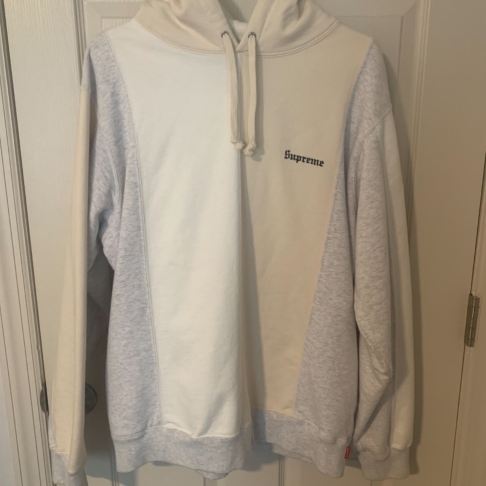 Men’s large supreme hoodie